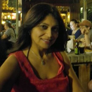 Meet your Posher, Zakia